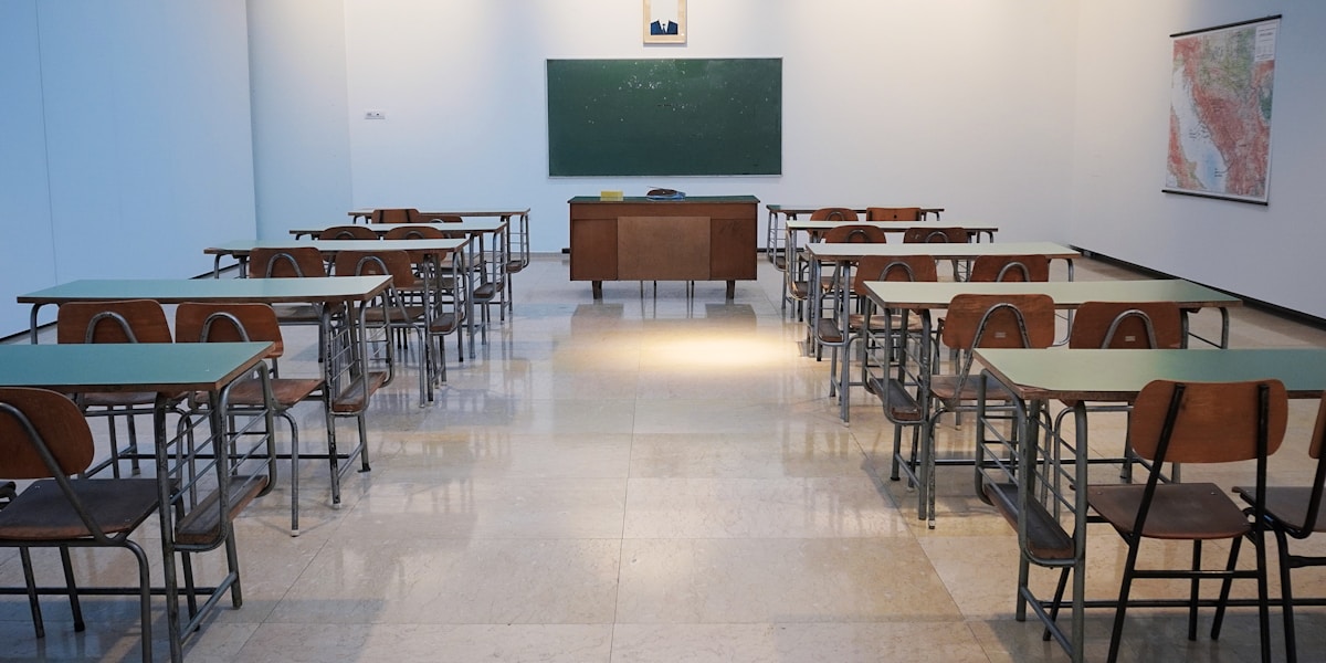 الرحلات المدرسية